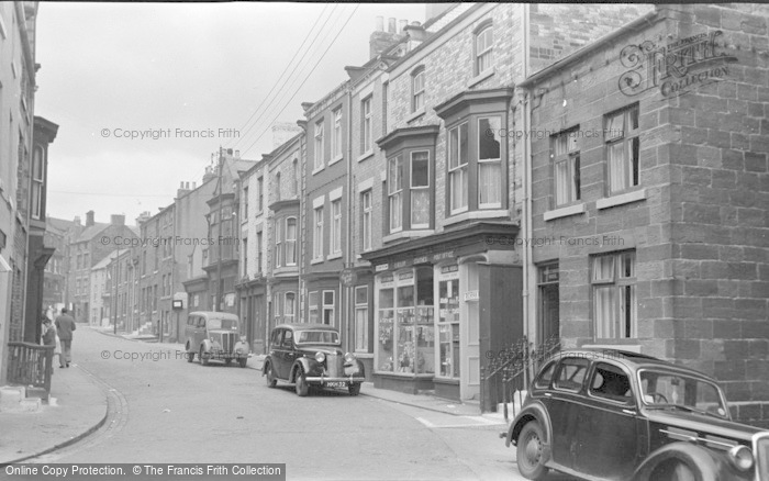 Photo of Staithes, High Street 1949