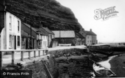 North Side c.1955, Staithes
