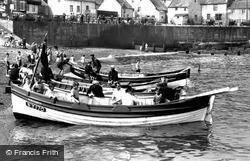 People On Boats 1950, Staithes