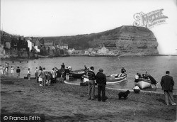 The Beach And The Nab 1950, Staithes
