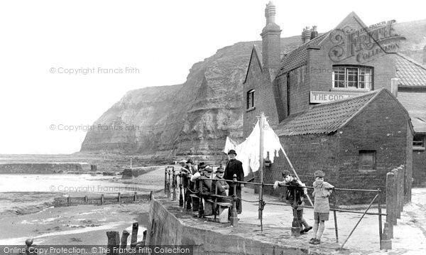 Photo of Staithes, The Cod And Lobster Inn 1927