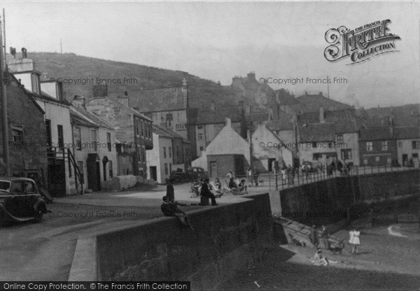 Photo of Staithes, The Quay c.1950