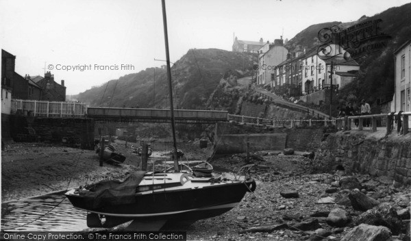 Photo of Staithes, The River c.1960