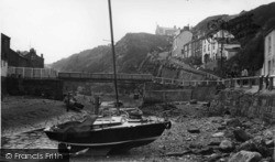 The River c.1960, Staithes