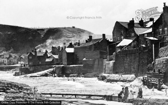 Photo of Staithes, The Village c.1917