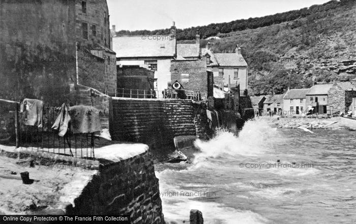 Photo of Staithes, The Village c.1917
