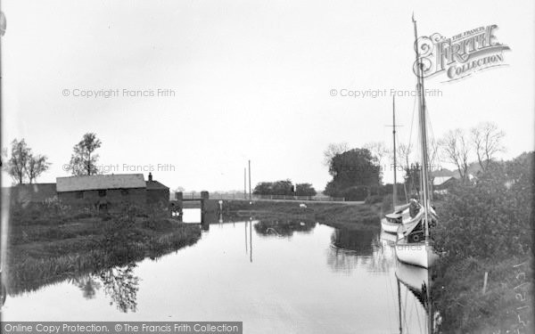 Photo of Stalham, At Wayford Bridge c.1931