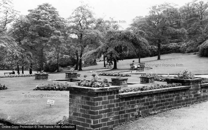 Photo of Stalybridge, Cheetham Park c.1960