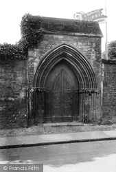 Brasenose Archway 1922, Stamford