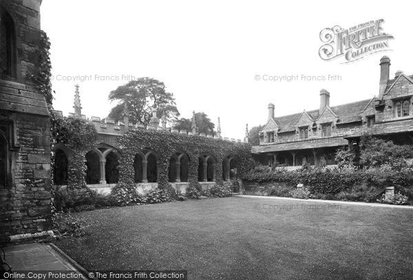 Photo of Stamford, Browne's Hospital, The Cloisters 1922