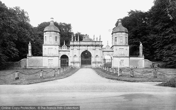 Photo of Stamford, The Lodge Gates, Burghley Park 1922