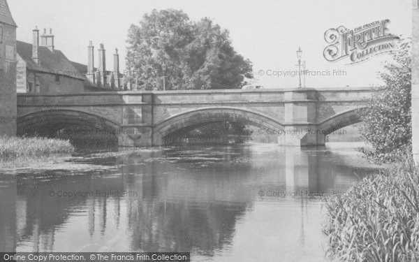Photo of Stamford, Town Bridge c.1960