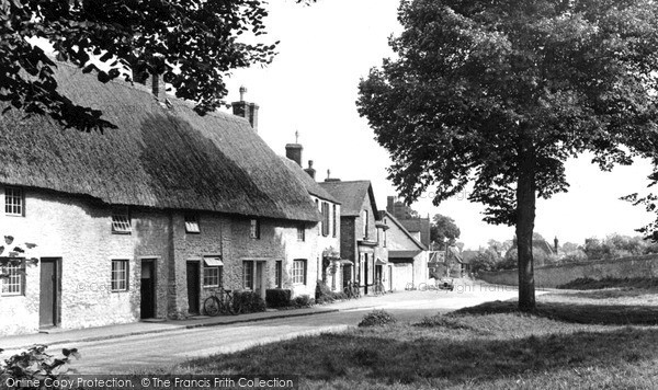 Photo of Stanford In The Vale, The Village c.1955