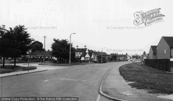 Photo of Stanford Le Hope, Main Road c.1960
