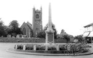 The Memorial c.1960, Stanford-Le-Hope