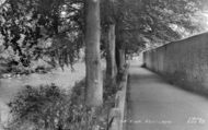 Riverside c.1960, Stanhope