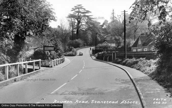 Photo of Stanstead Abbotts, Roydon Road c.1960