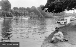 River Thames c.1960, Stanwell