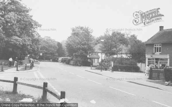 Photo of Stapleford, London Road c.1960