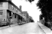 Village 1903, Staplehurst