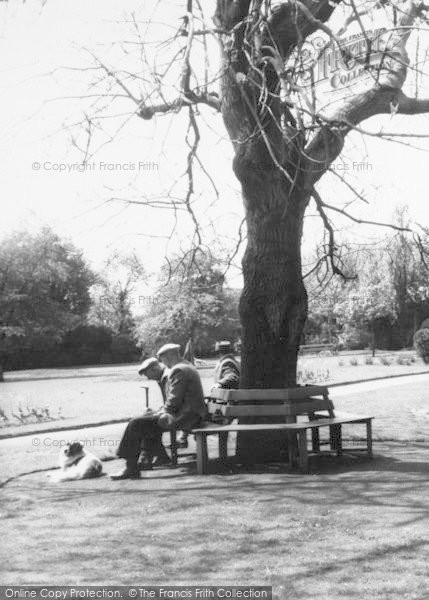 Photo of Staveley, Memorial Gardens c.1965