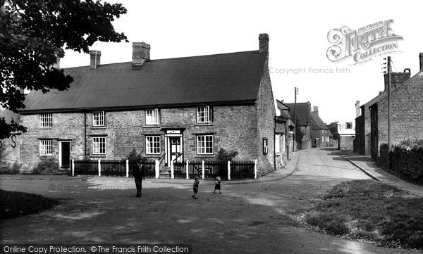 Photo of Staverton, The Old Crown c.1955