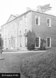 Claydon House 1952, Steeple Claydon
