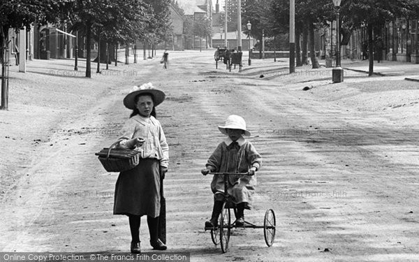 Photo of Stevenage, Going Shopping 1903