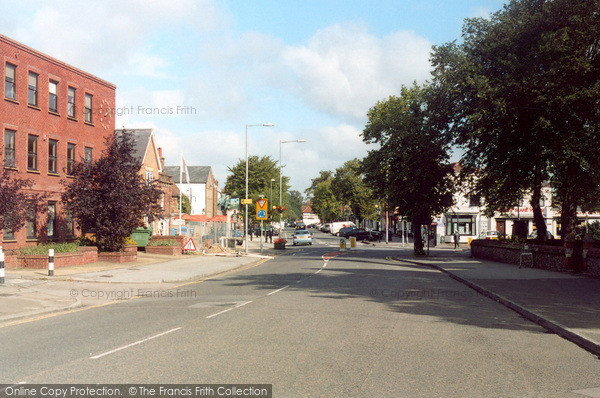 Photo of Stevenage, High Street, South End 2004