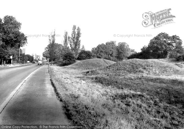 Photo of Stevenage, Six Hills c.1955