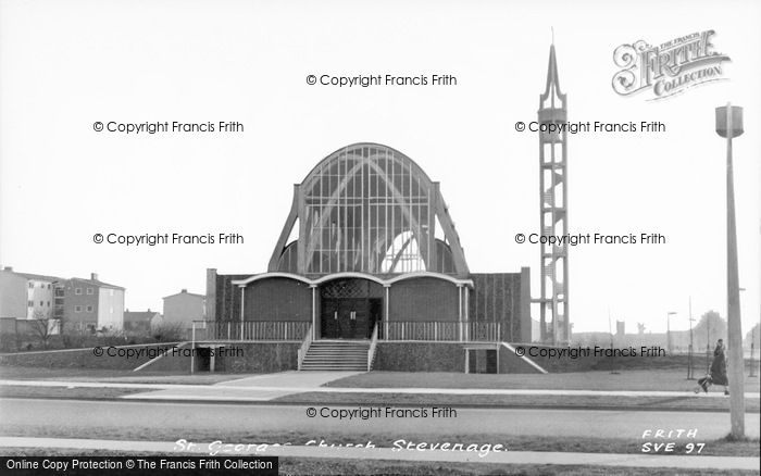 Photo of Stevenage, St George's Church c.1960