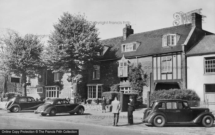 Photo of Stevenage, The Cromwell Hotel c.1955