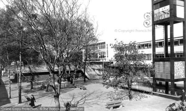 Photo of Stevenage, The Town Square c.1960