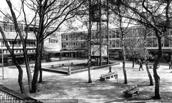Photo of Stevenage, The Town Square c.1960