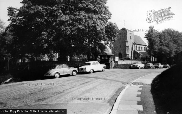 Photo of Steyning, St Andrew's Church c.1965