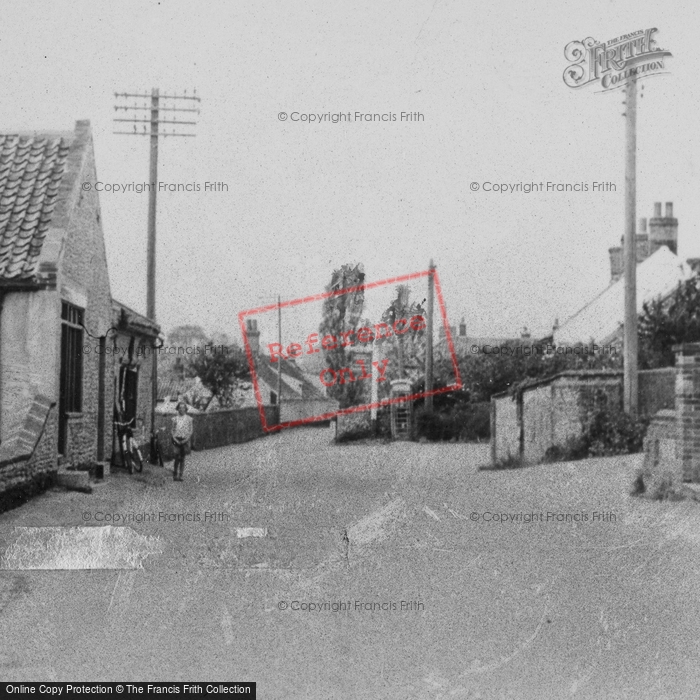 Photo of Stiffkey, the Village, Wells Road c1955