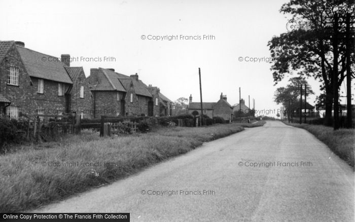Photo of Stillingfleet, Main Road c.1960