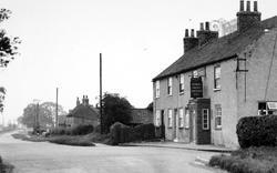 The Cross Keys Inn c.1955, Stillingfleet