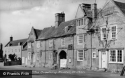 The Bell Hotel (Old Coaching House) c.1955, Stilton