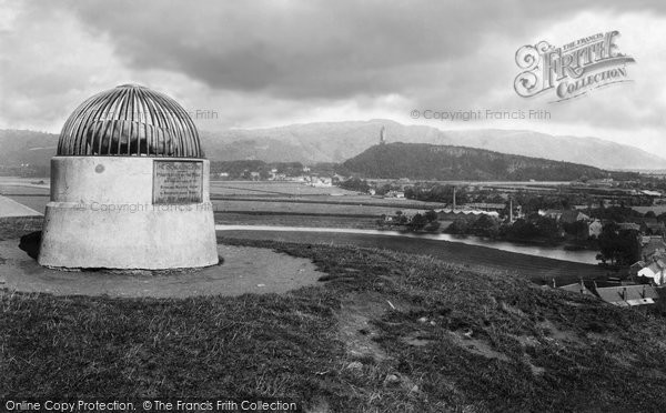 Photo of Stirling, Beheading Stone And Abbey Craig 1899