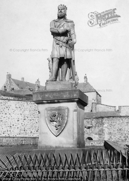 Photo of Stirling, Bruce Statue 1899
