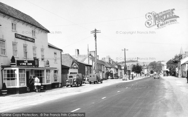 Photo of Stockbridge, High Street 1957
