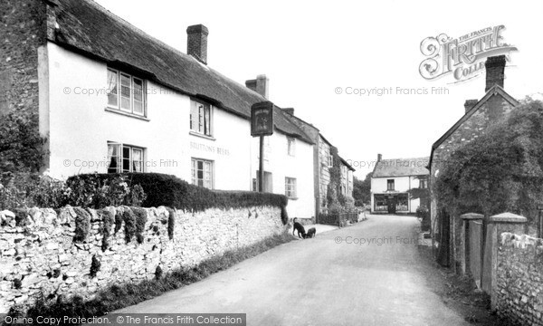 Photo of Stockland, The King's Arms c.1955