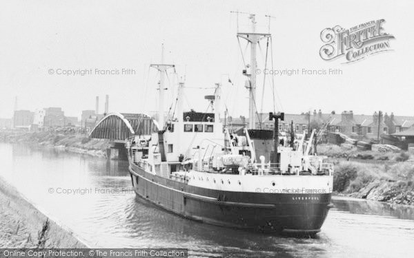 Photo of Stockton Heath, The Lady Gwendolen In The Ship Canal c.1965