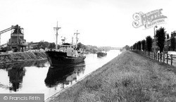 The Ship Canal c.1965, Stockton Heath