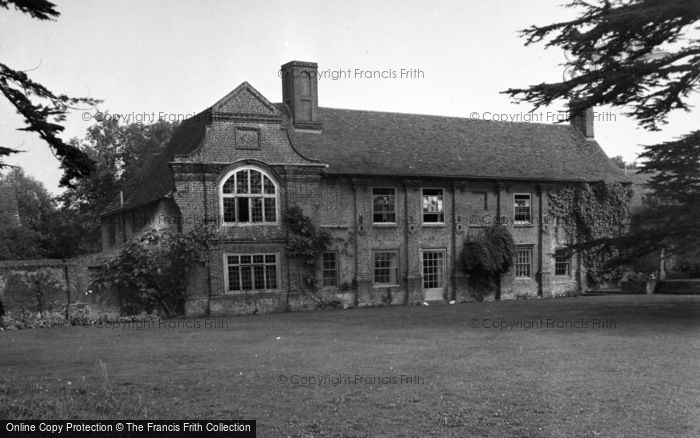 Photo of Stoke D'Abernon, Slyfield Manor 1951