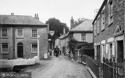 The Village 1918, Stoke Fleming