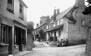 Stoke Gabriel, the Church House Inn 1918