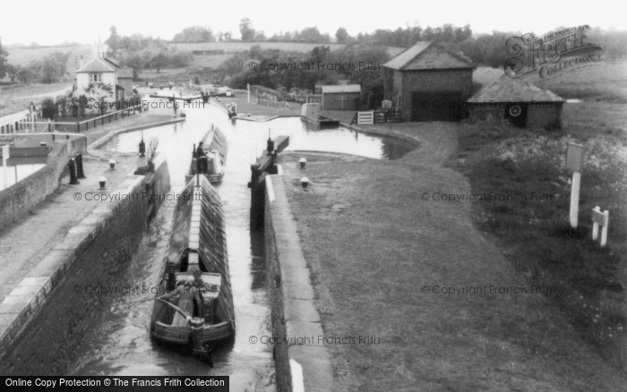 Photo of Stoke Hammond, The Three Locks c.1965