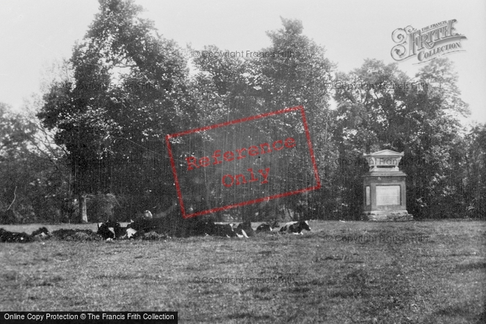 Photo of Stoke Poges, Gray's Cenotaph 1929